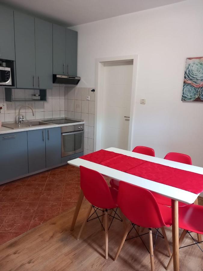 Apartmani Stefano Labin  Eksteriør bilde